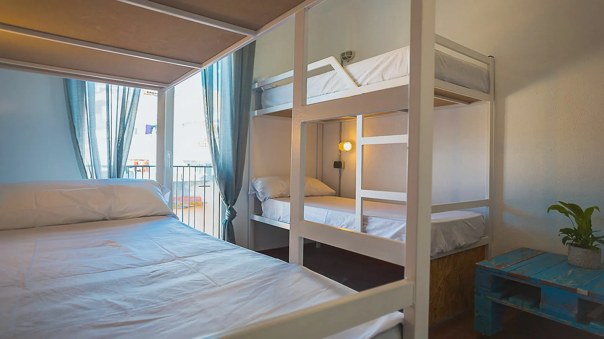 Loft Apart&Hostal Lloret de Mar Espanha