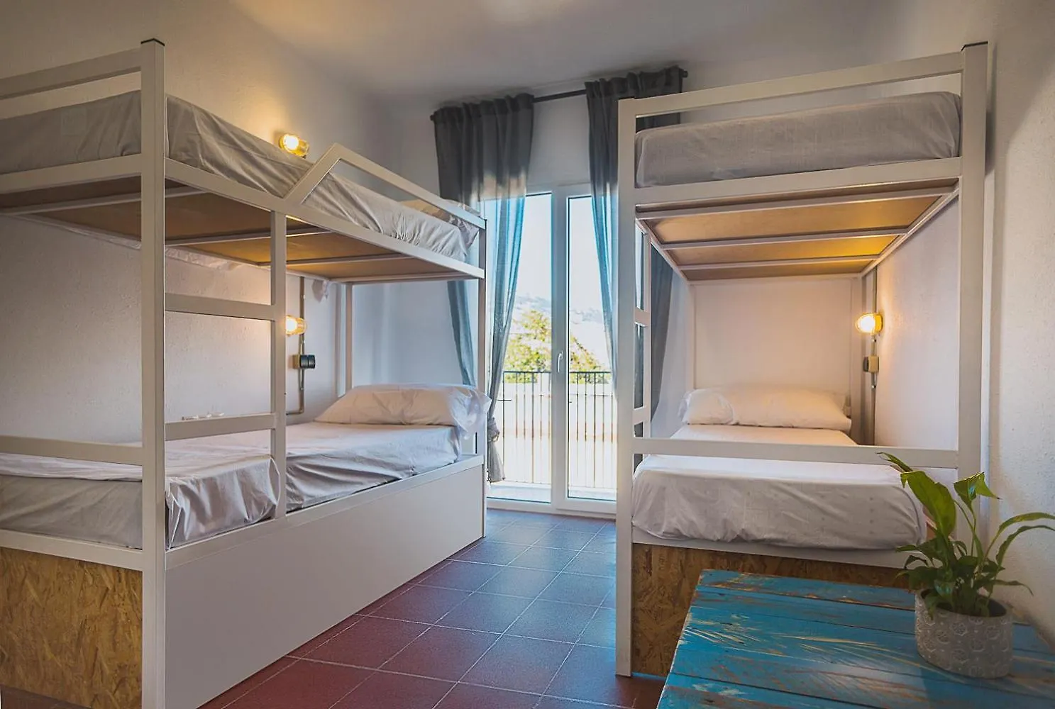 Albergue Loft Apart&Hostal Lloret de Mar